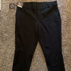Never worn ankle length black slacks size 20W
